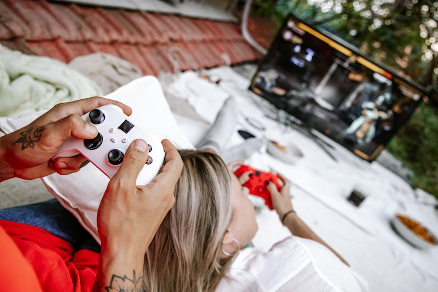 Historias de amor reales que nacieron jugando videojuegos