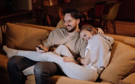 reparto de el baile de las luciernagas